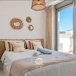 Penthouse 'Mi Manera' 4 Bdrs, 245M Terrace Appartement Estepona