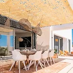 Penthouse 'Mi Manera' 4 Bdrs, 245M Terrace * Estepona