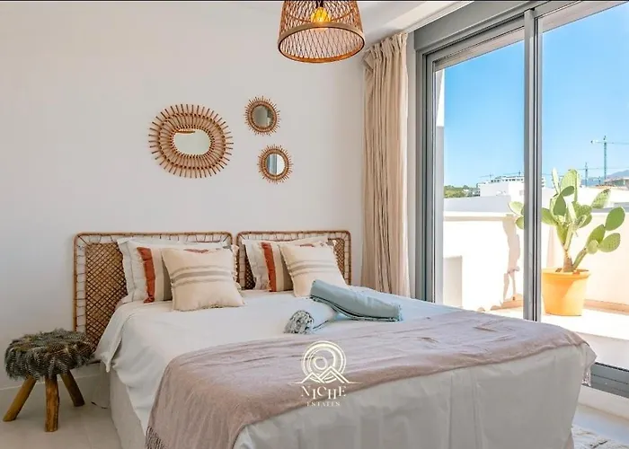 Penthouse 4 Bdrs, 245m Terrace Apartamento Estepona