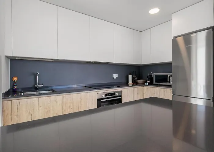 Penthouse 4 Bdrs, 245m Terrace