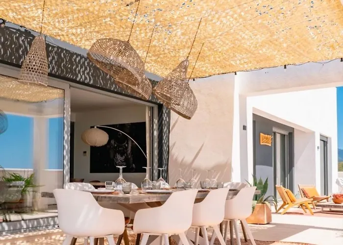 Penthouse 'Mi Manera' 4 Bdrs, 245M Terrace * 에스테포나